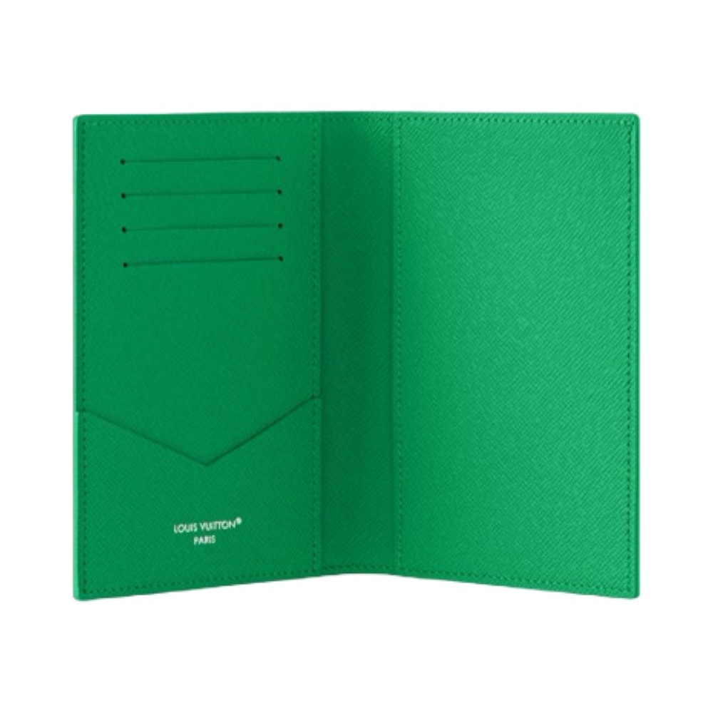 LOUIS VUITTON GOLF PASSPORT COVER - Picture 8 of 9